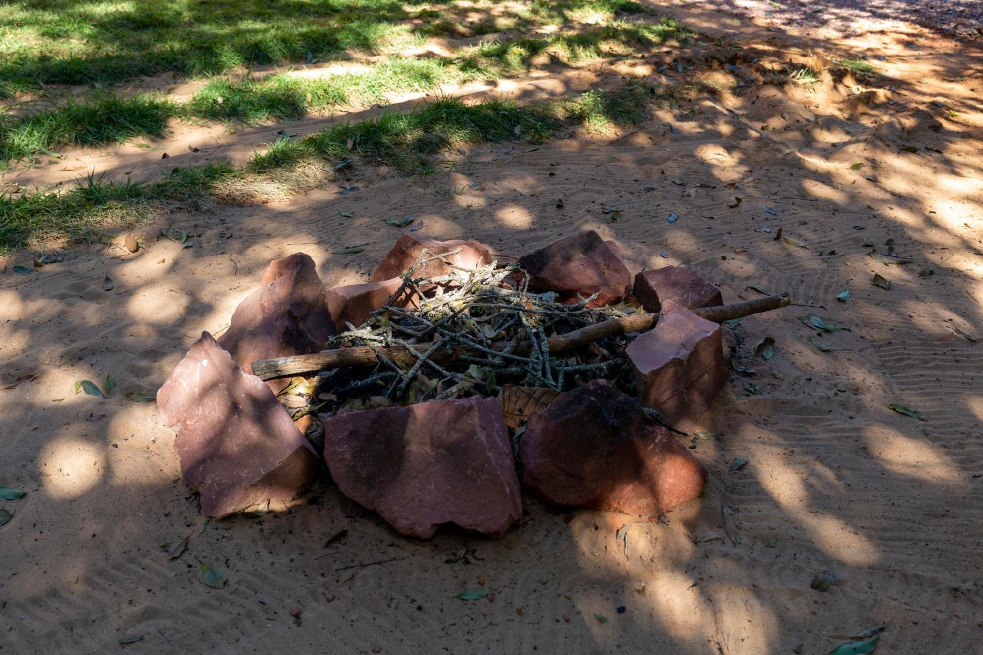 Floresta Encantada Telescopio,Fogueira, Riacho Chapada dos Guimarães Extérieur photo
